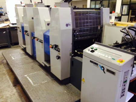 2000 - RYOBI 524 HXX -4 cores - Tamanho: 37 x 52   R$ 220.000